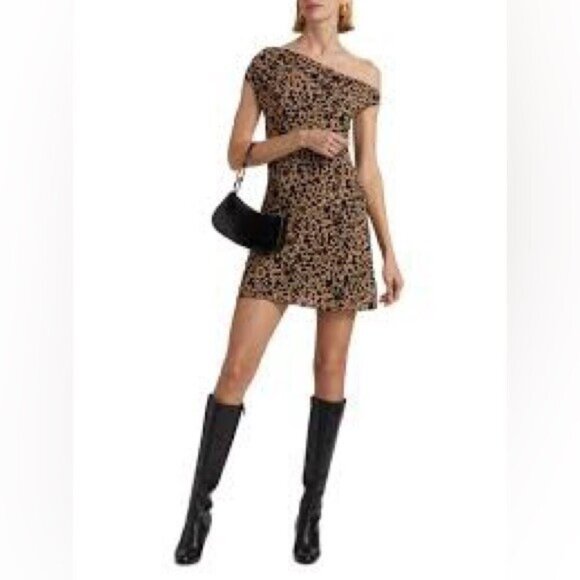 NWT Size 8 - Reformation Kristine Dress - Picture 5 of 16